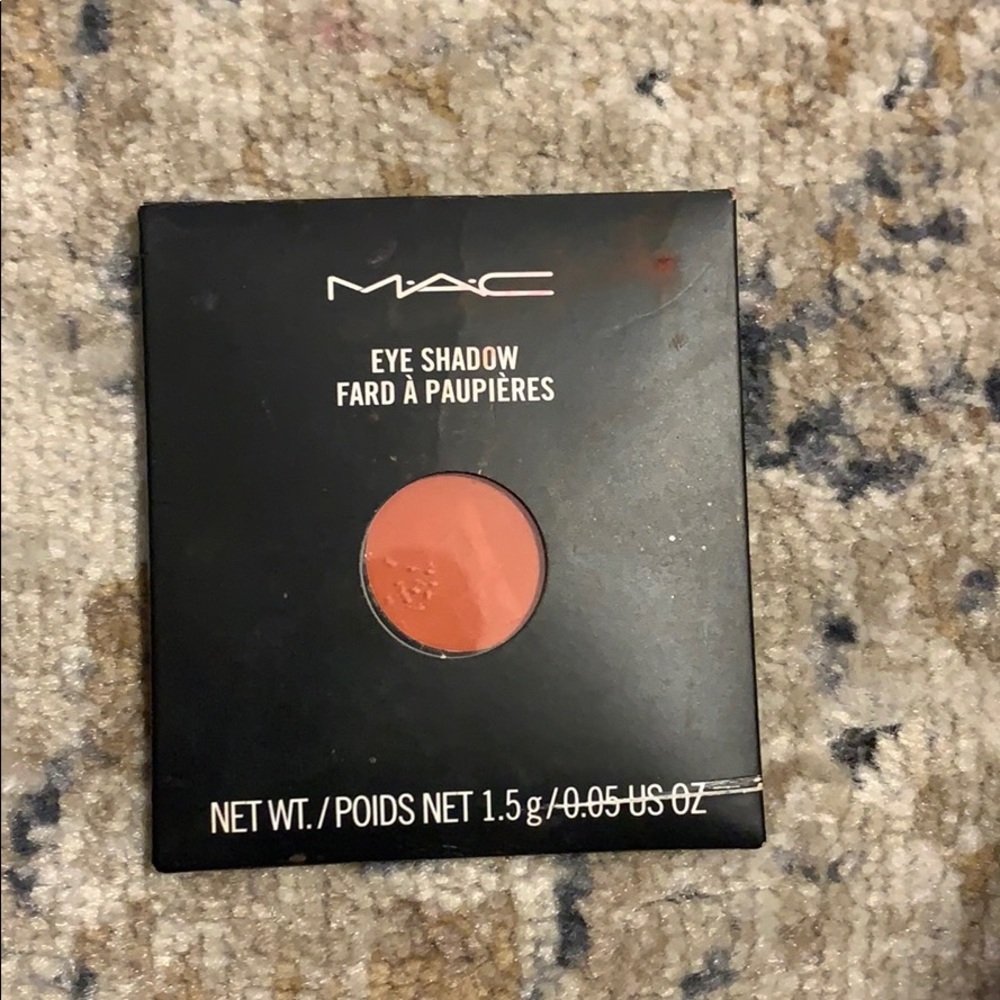 Authentic Mac Eye shadow Red Brick
